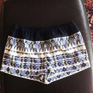 BCBC Max Azria shorts